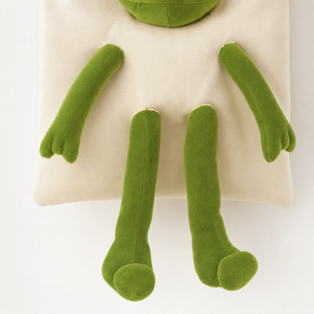 Pepe Pal Tote Bag - White - limbs detail