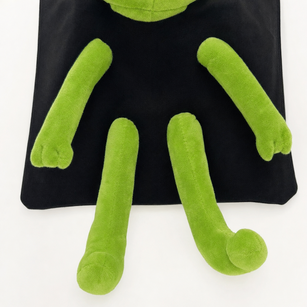Pepe Pal Tote Bag - Black - limbs detail